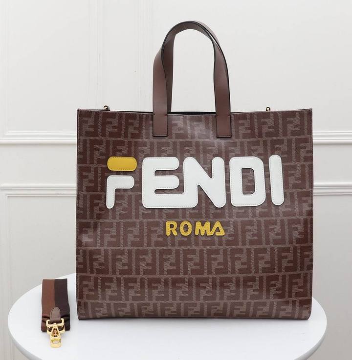 FENDI - TOTE BAG