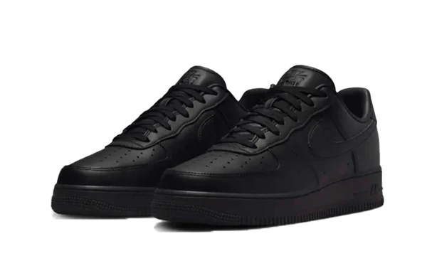 NIKE - AIR FORCE 1 BLACK