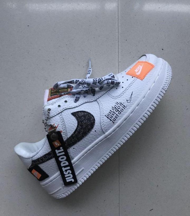 NIKE - AIR FORCE 1