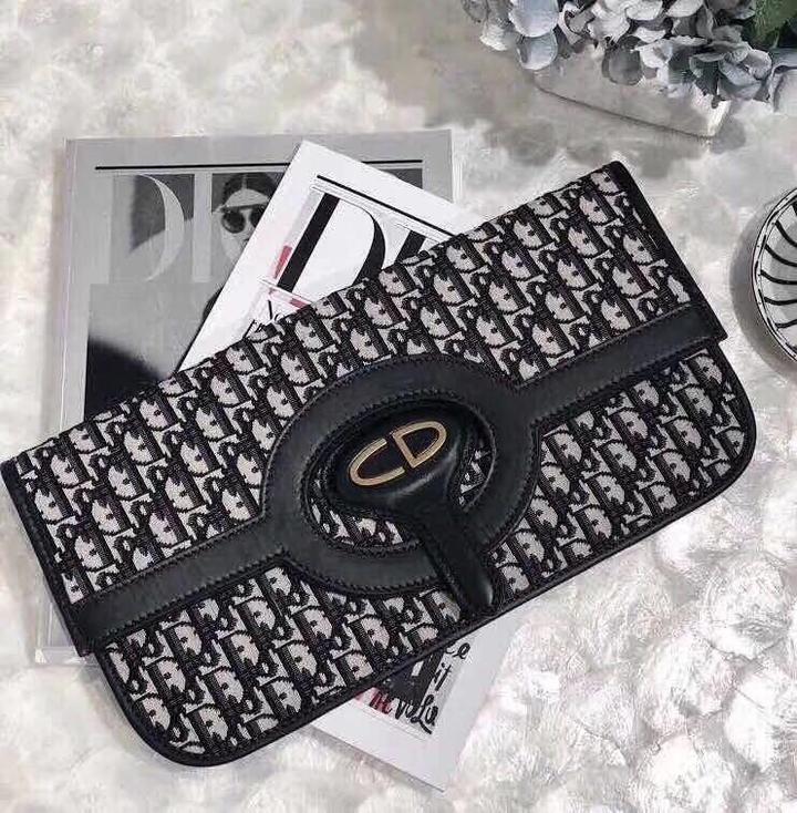 CHRISTIAN DIOR - CLUTCH BAG